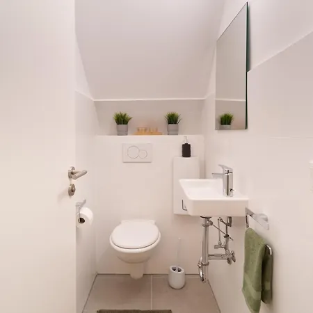 شقة Neu - Moderne Und Gemuetliche Im Herzen Von - Zentrum - 3 Personen - Netflix - Waschmaschine فيتليش