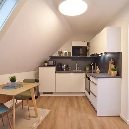Neu - Moderne Und Gemuetliche Im Herzen Von - Zentrum - 3 Personen - Netflix - Waschmaschine شقة